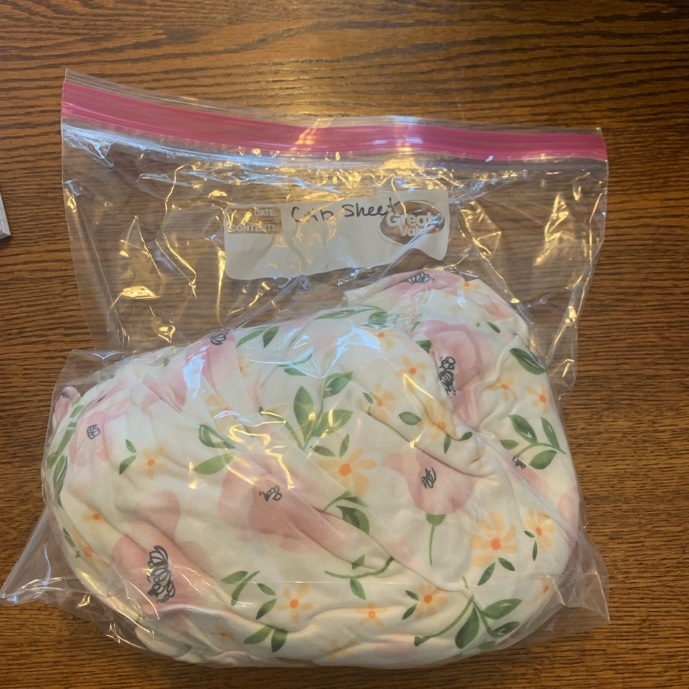 Floral Print Fitted Crib Sheet